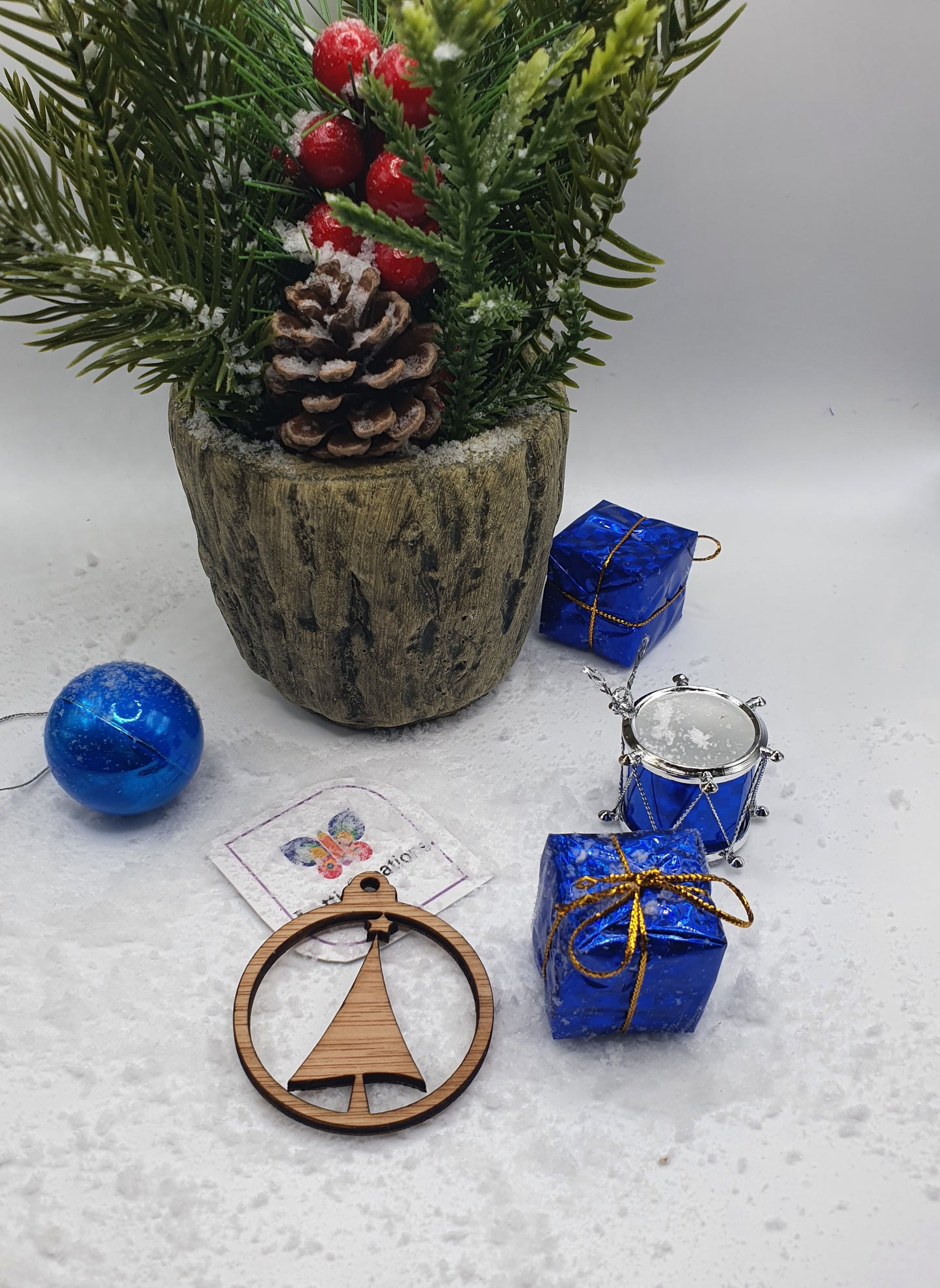 Tree bauble
