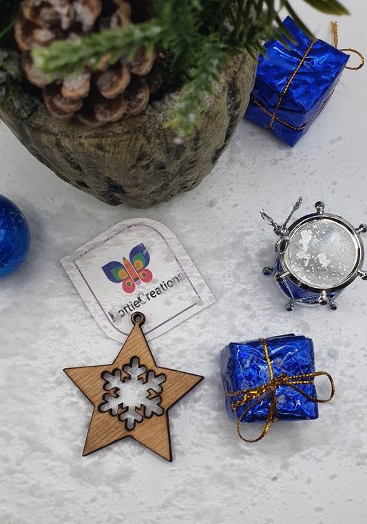 Star and snowflake decoration