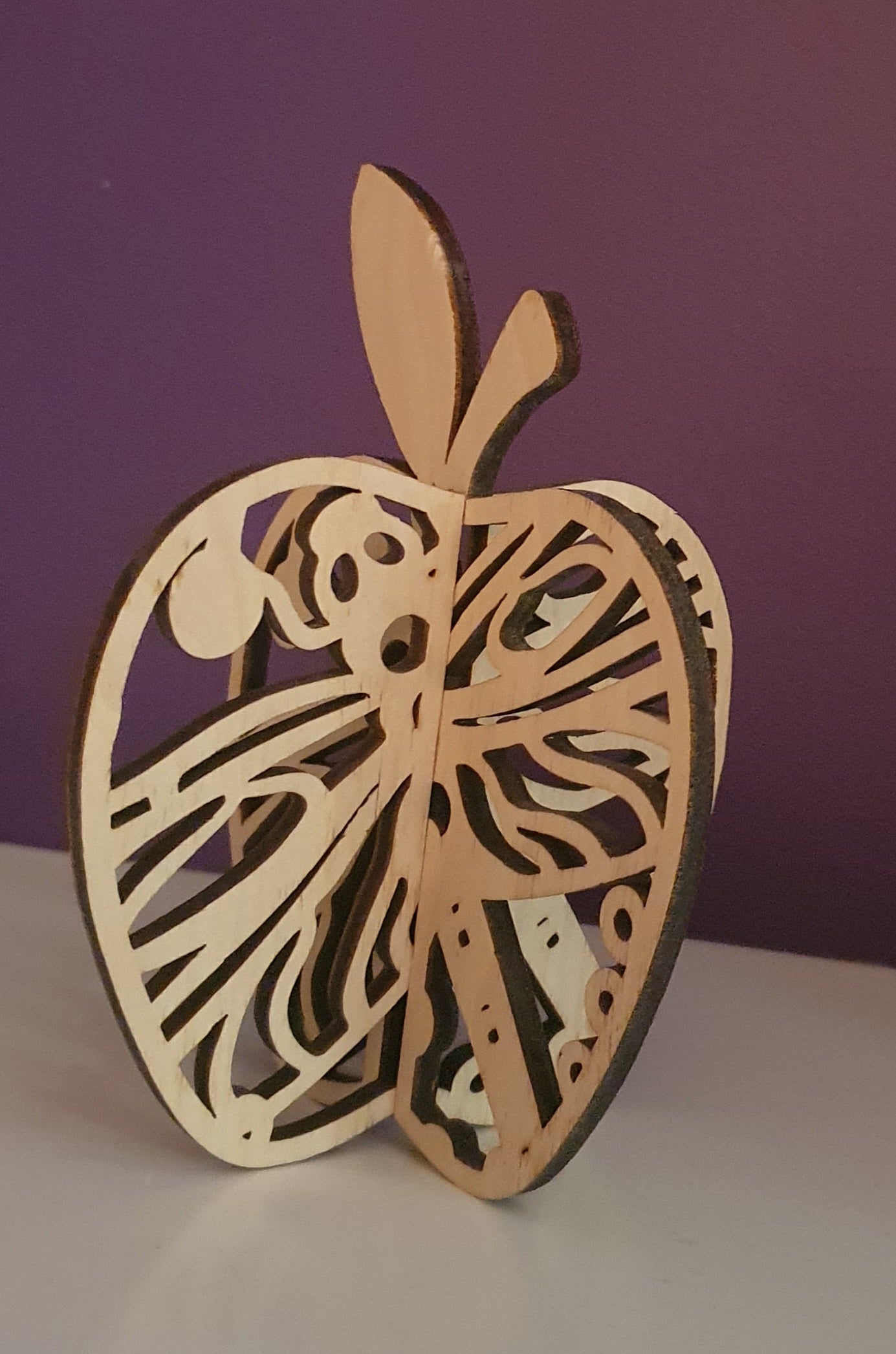 Dragonfly apple